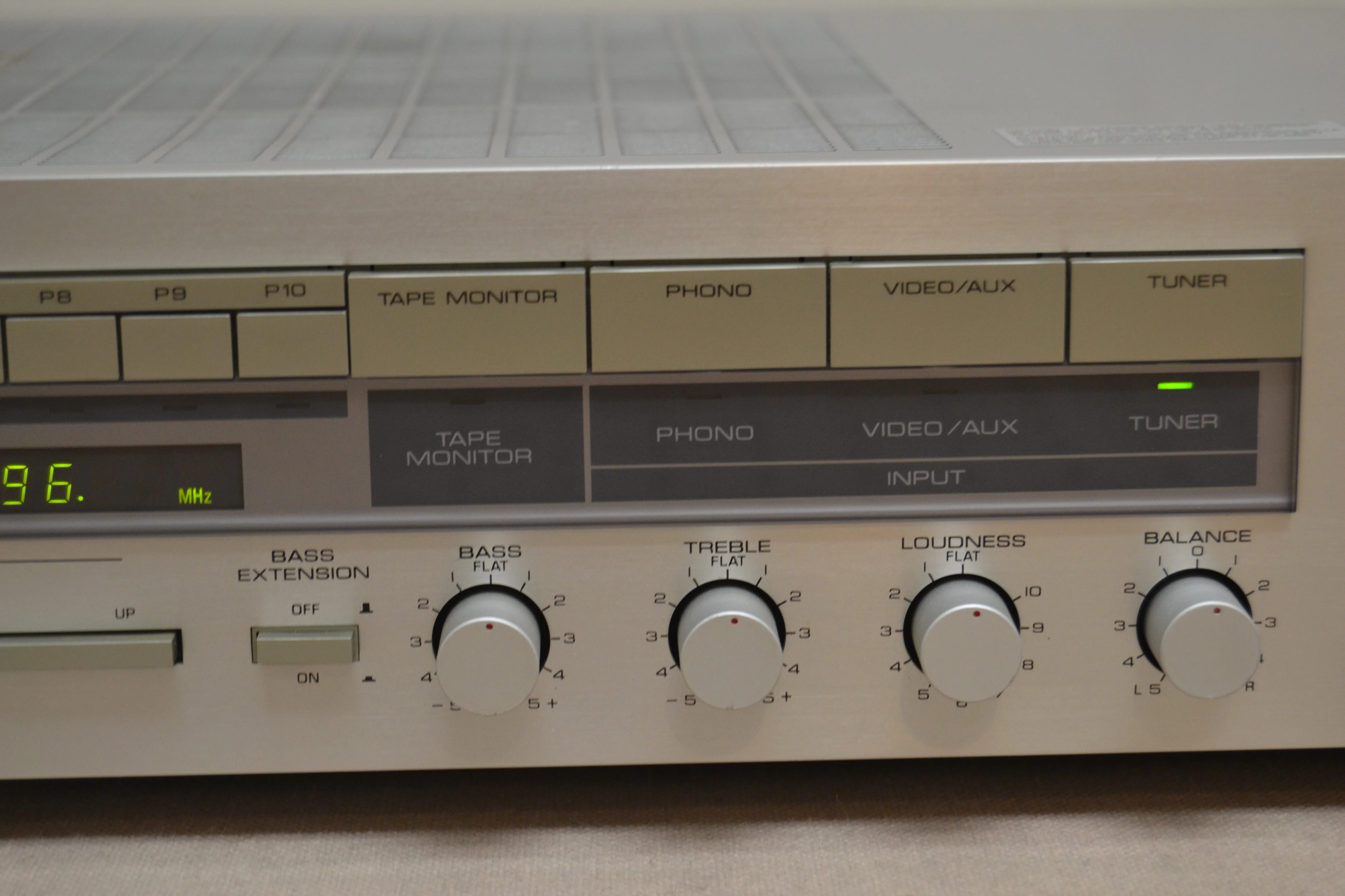 Yamaha R-50 Stereo Receiver * 35W RMS * 1983 - Image 4