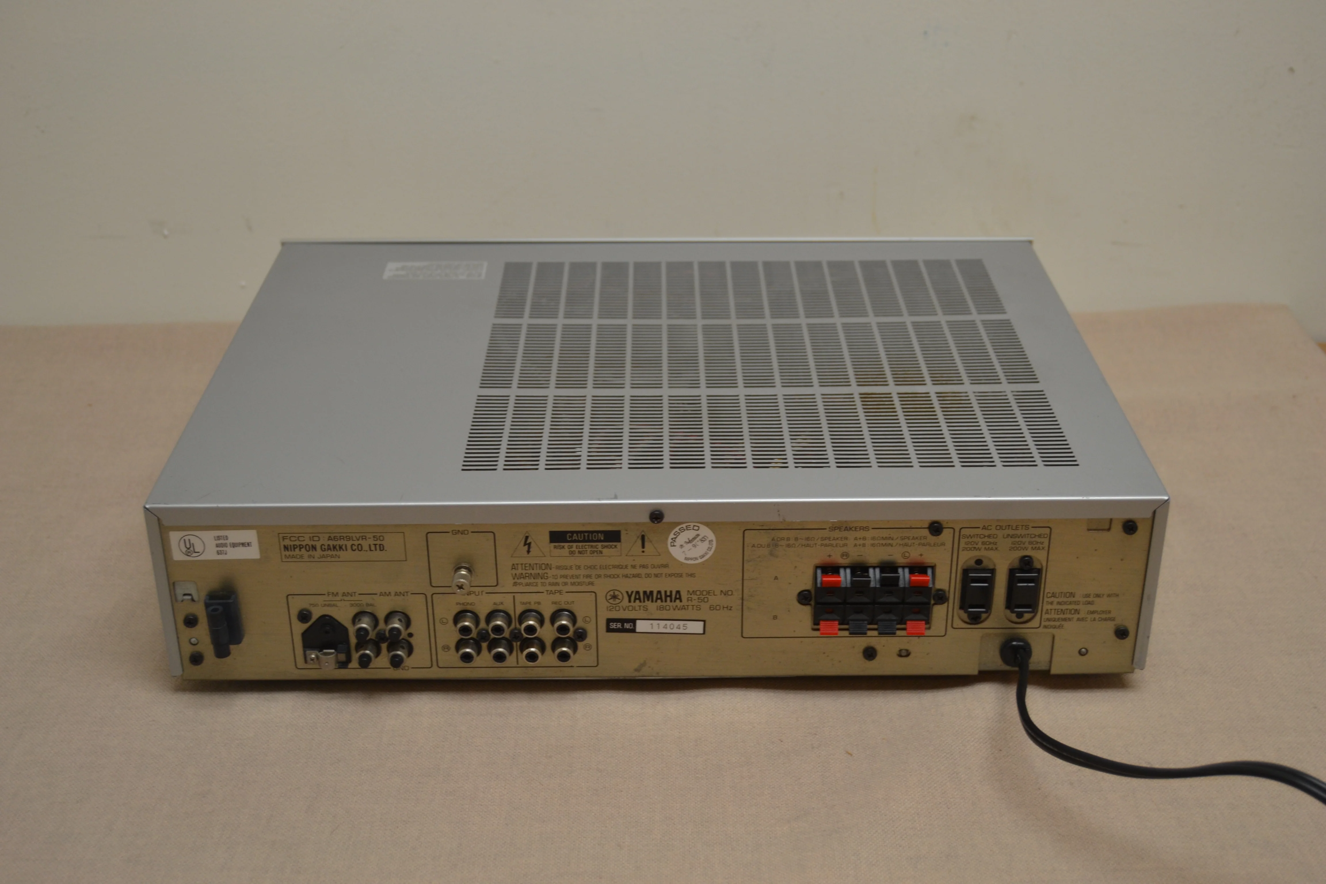 Yamaha R-50 Stereo Receiver * 35W RMS * 1983 - Image 9