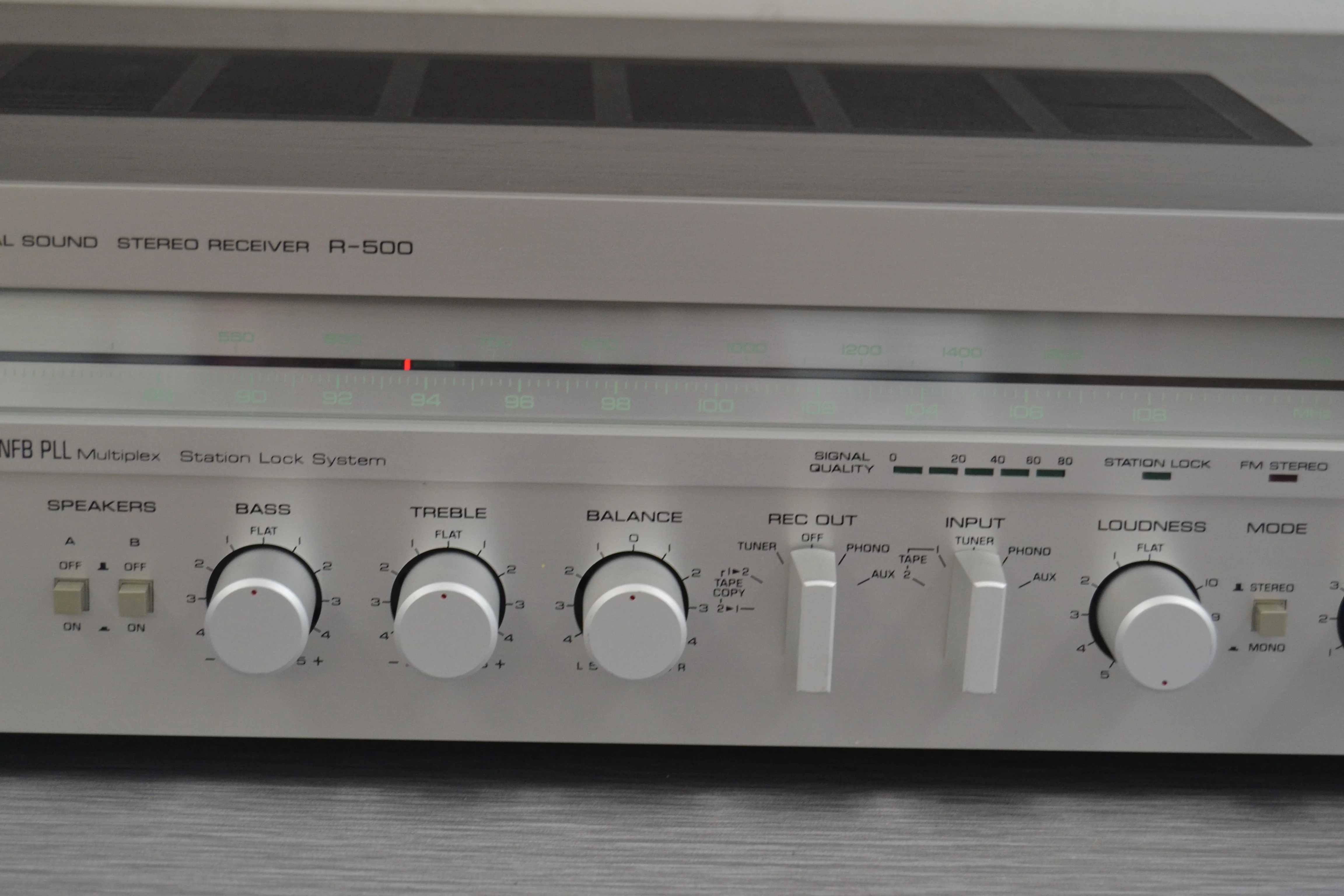 Yamaha R-500 Stereo Receiver * 40W RMS * 1982 - Image 11