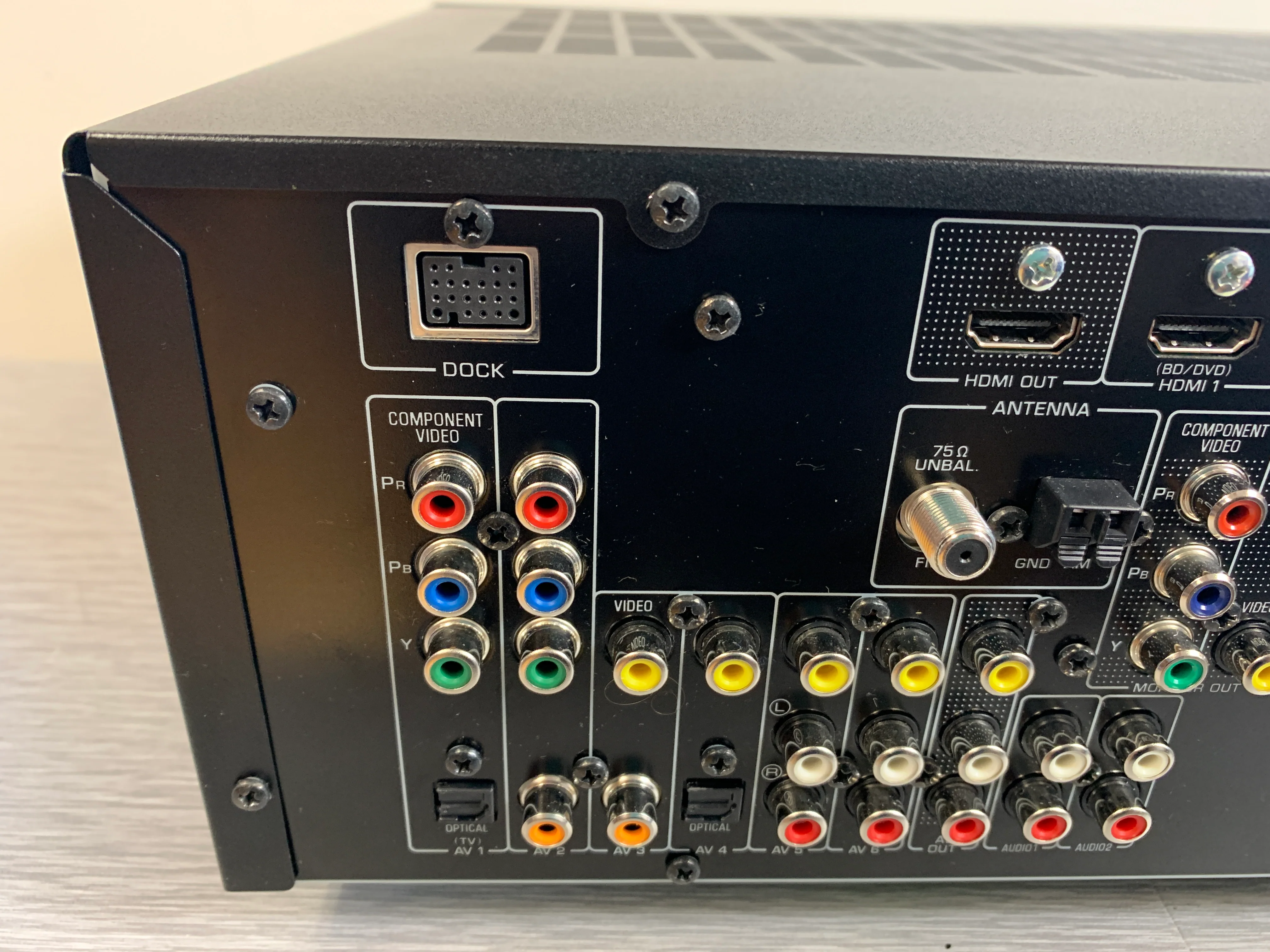Yamaha RX-V465 AV Stereo Receiver * 2009 * 105W RMS - Image 13