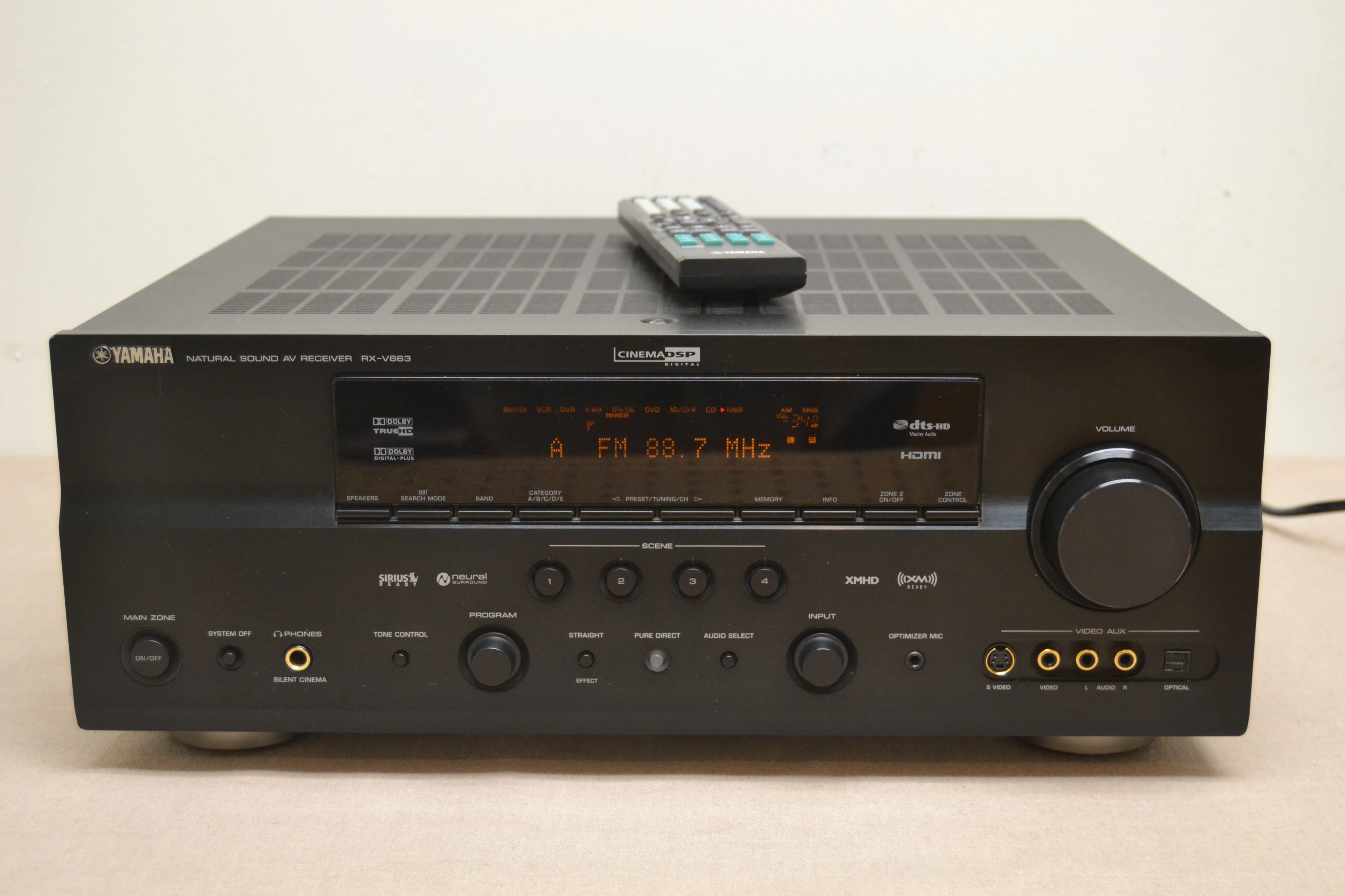 Yamaha RX-V663 AV Stereo Receiver * HDMI * Remote Control *