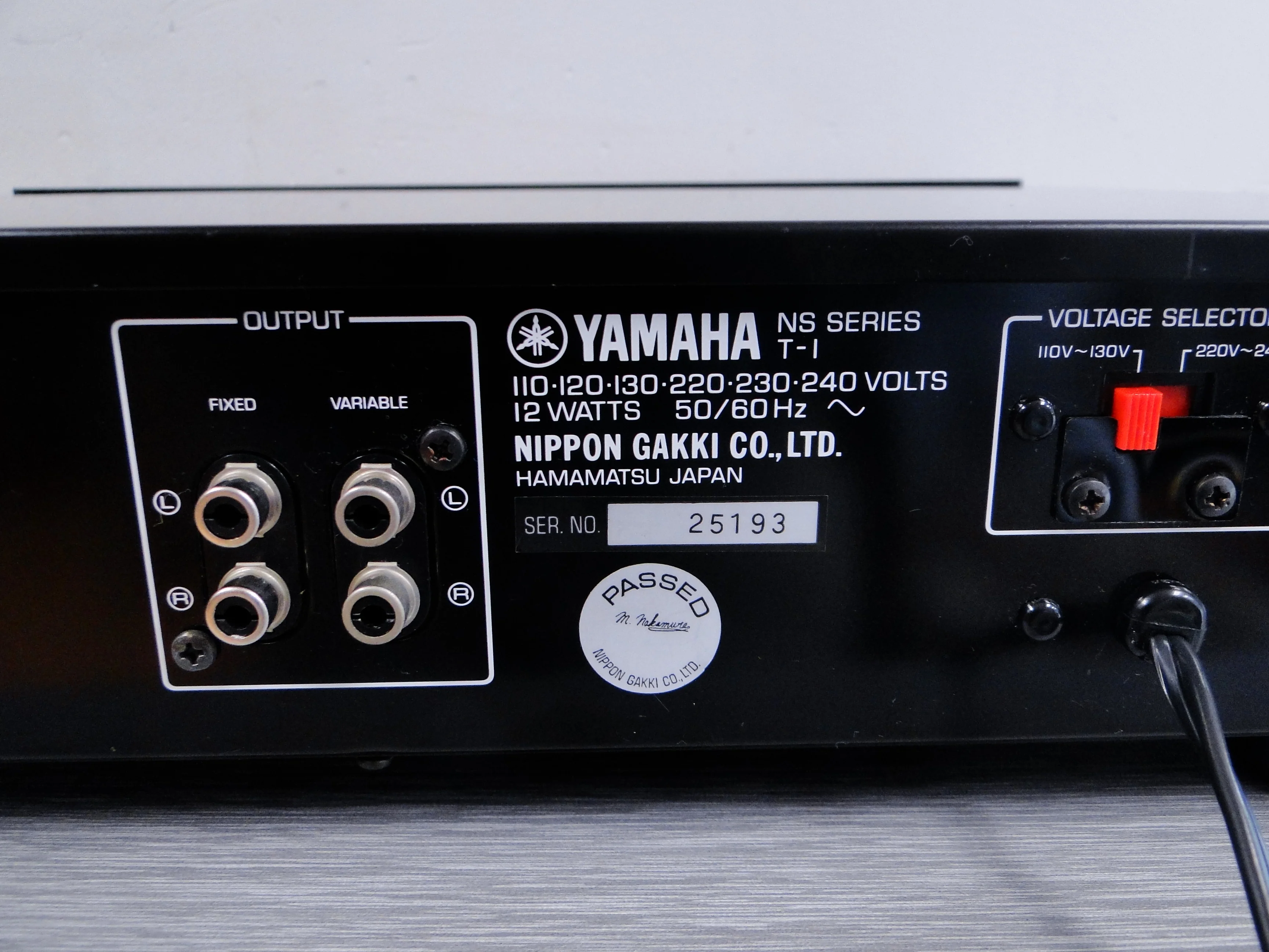 Yamaha T-1 Natural Sound Stereo Tuner (1978-81) - Image 12