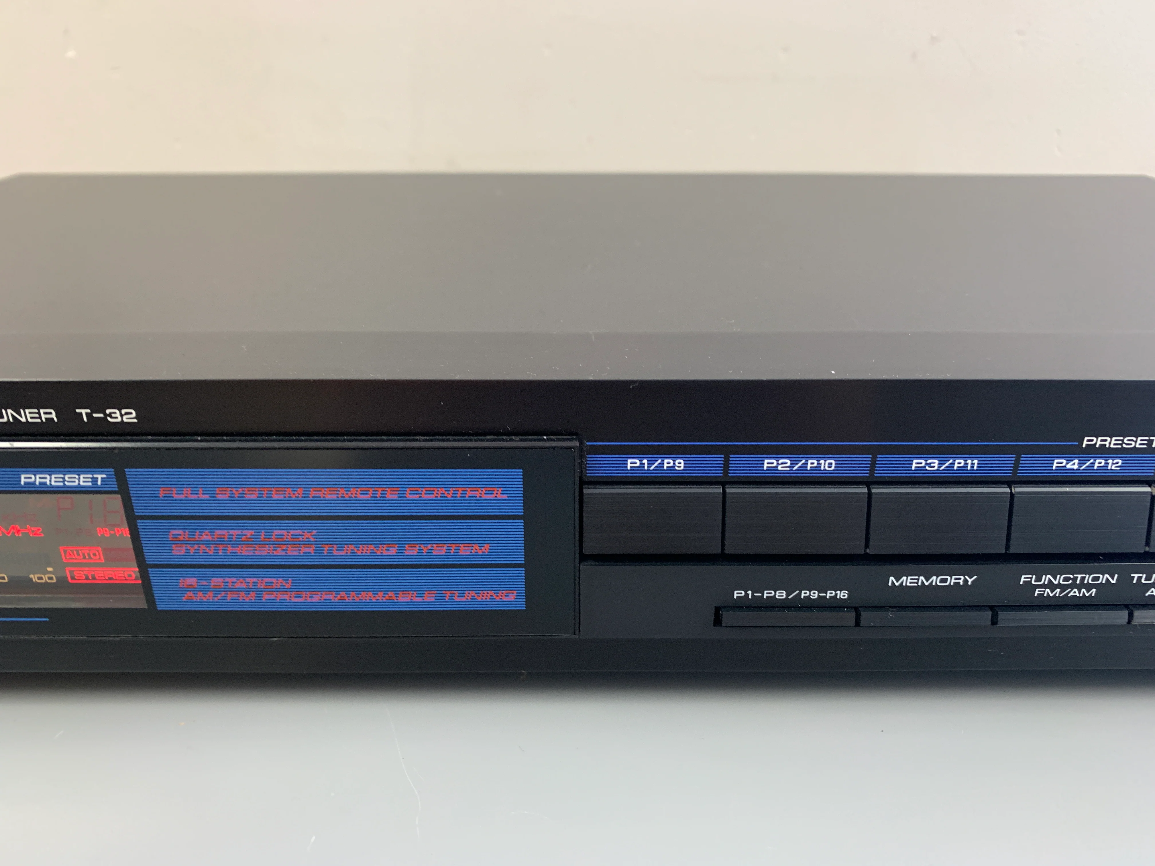 Yamaha T-32 AM/FM Stereo Tuner - Image 3