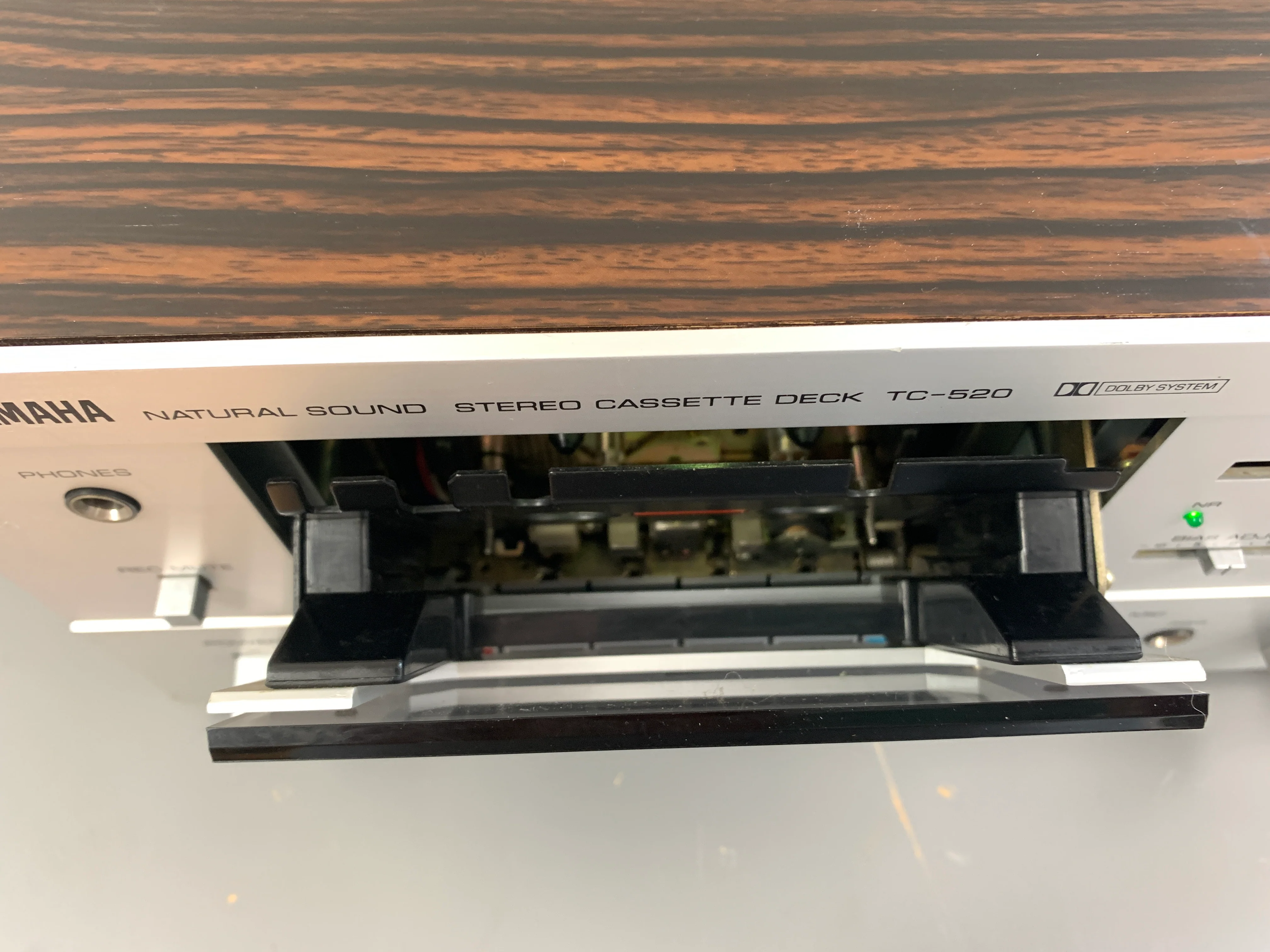 Yamaha TC-520 Stereo Cassette Deck - Image 11