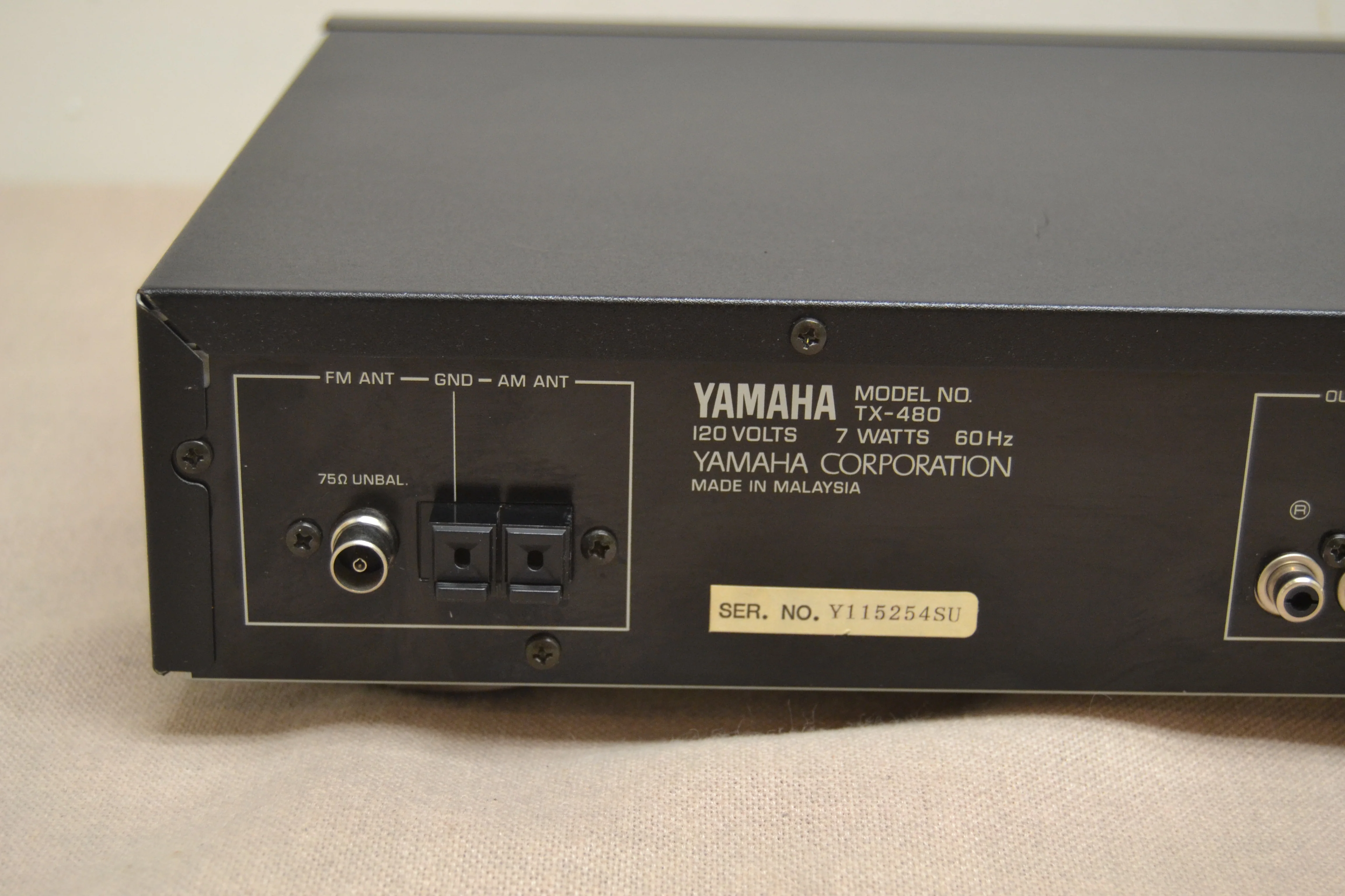 Yamaha TX-480 AM/FM Stereo Tuner - Image 11