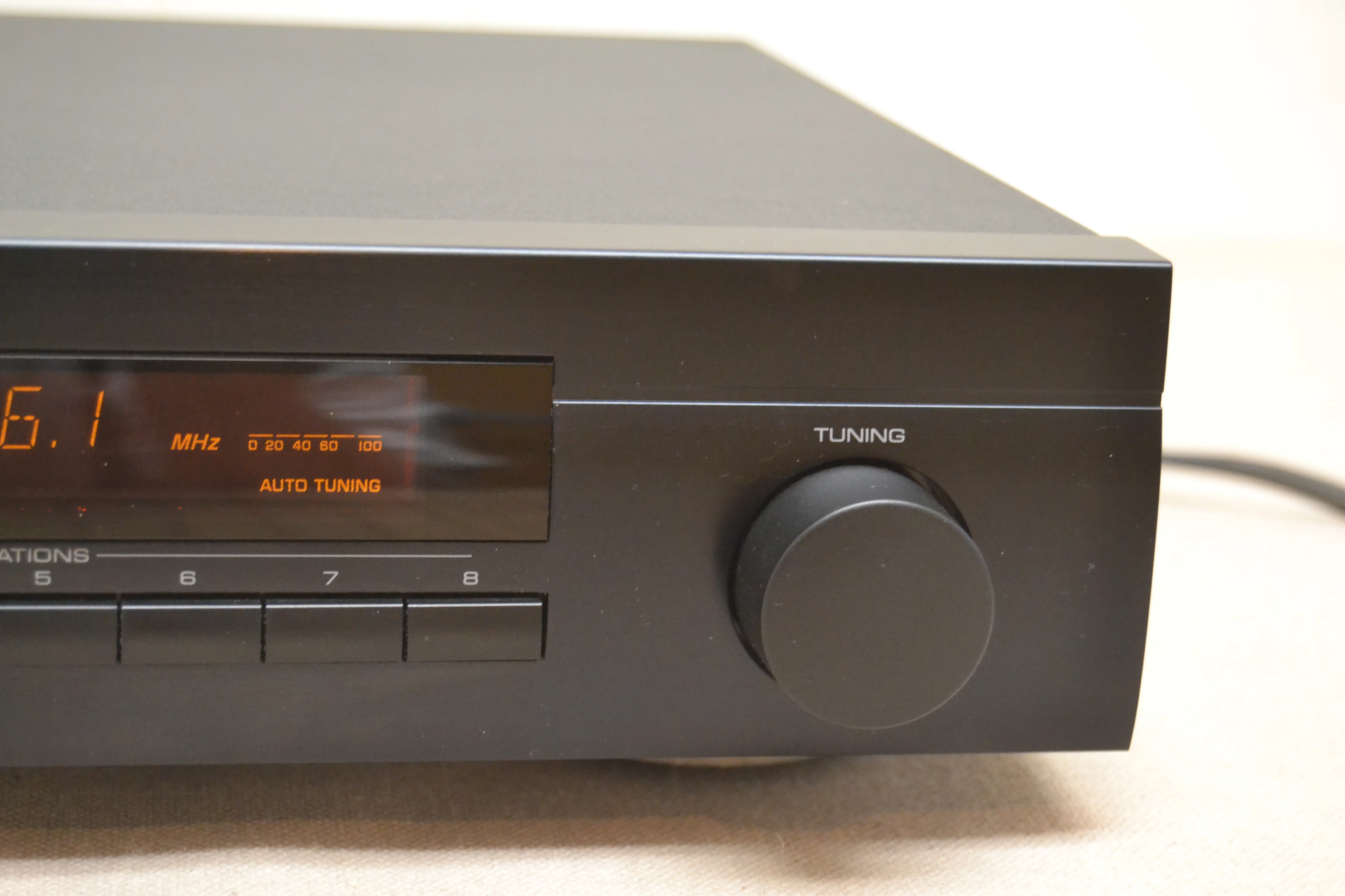Yamaha TX-480 AM/FM Stereo Tuner - Image 6