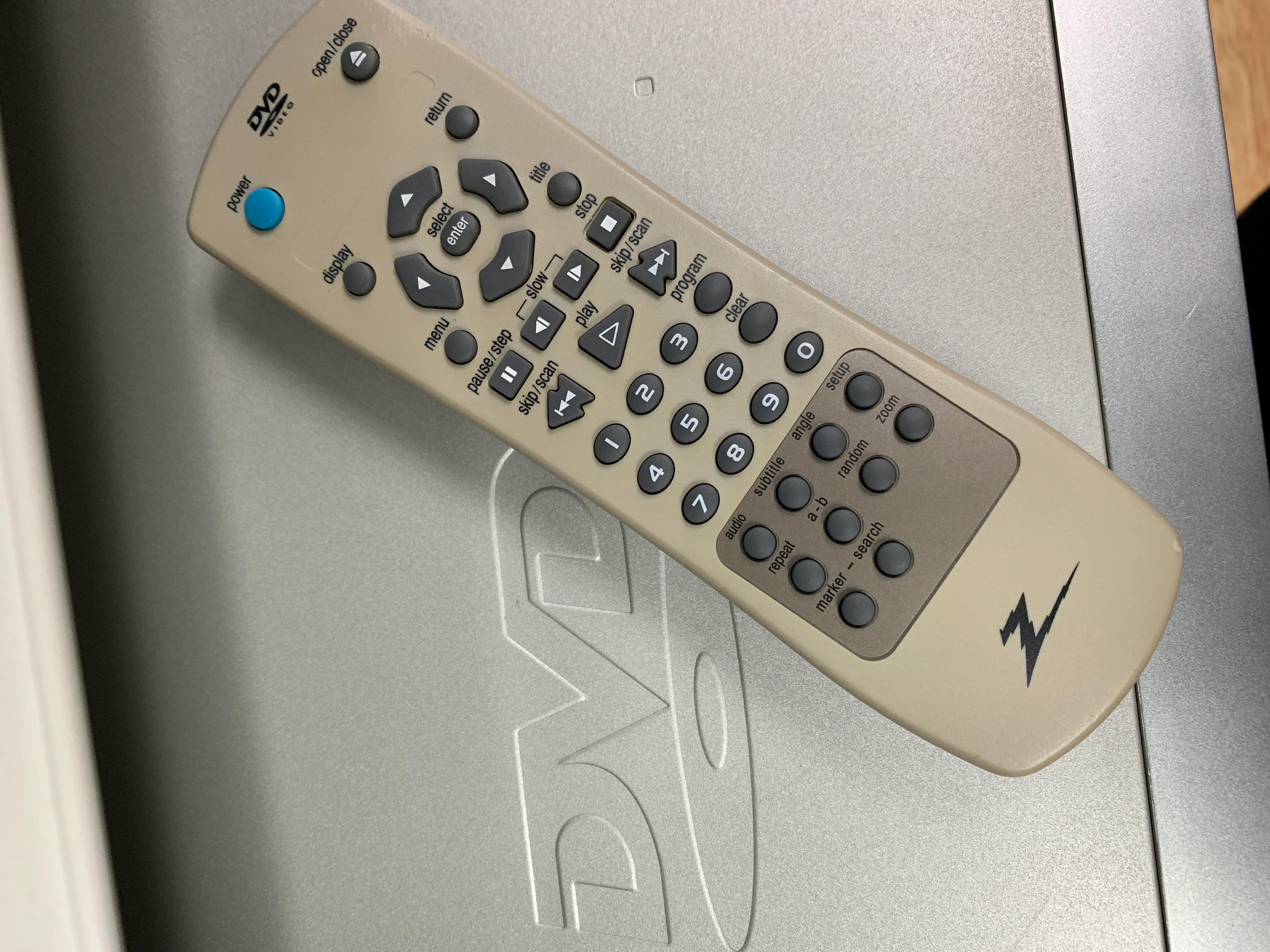 Zenith DVB312 DVD/CD Player * Remote - Image 10