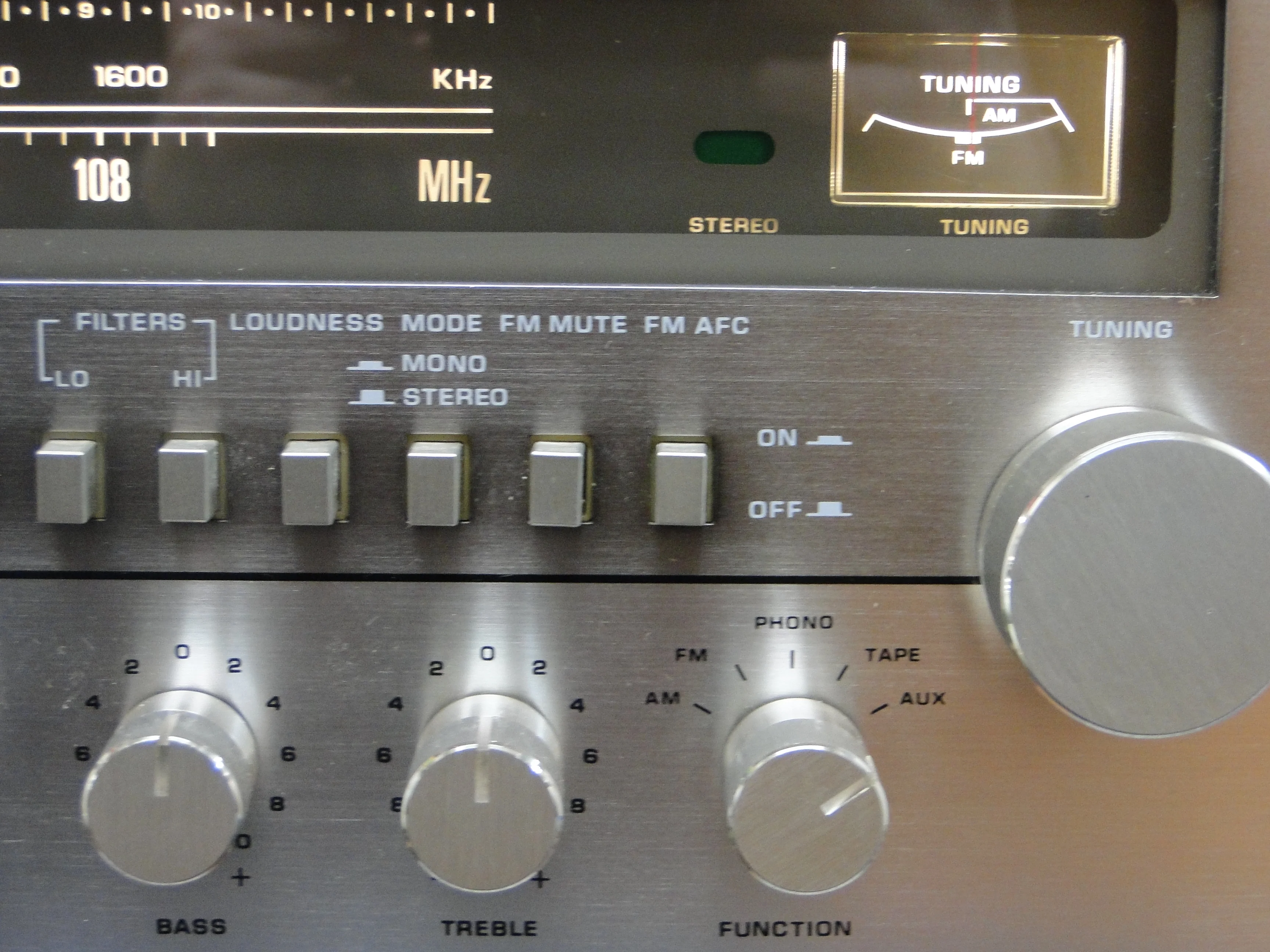 Zenith MC6020 Stereo Receiver with 8-Track Player - Image 10