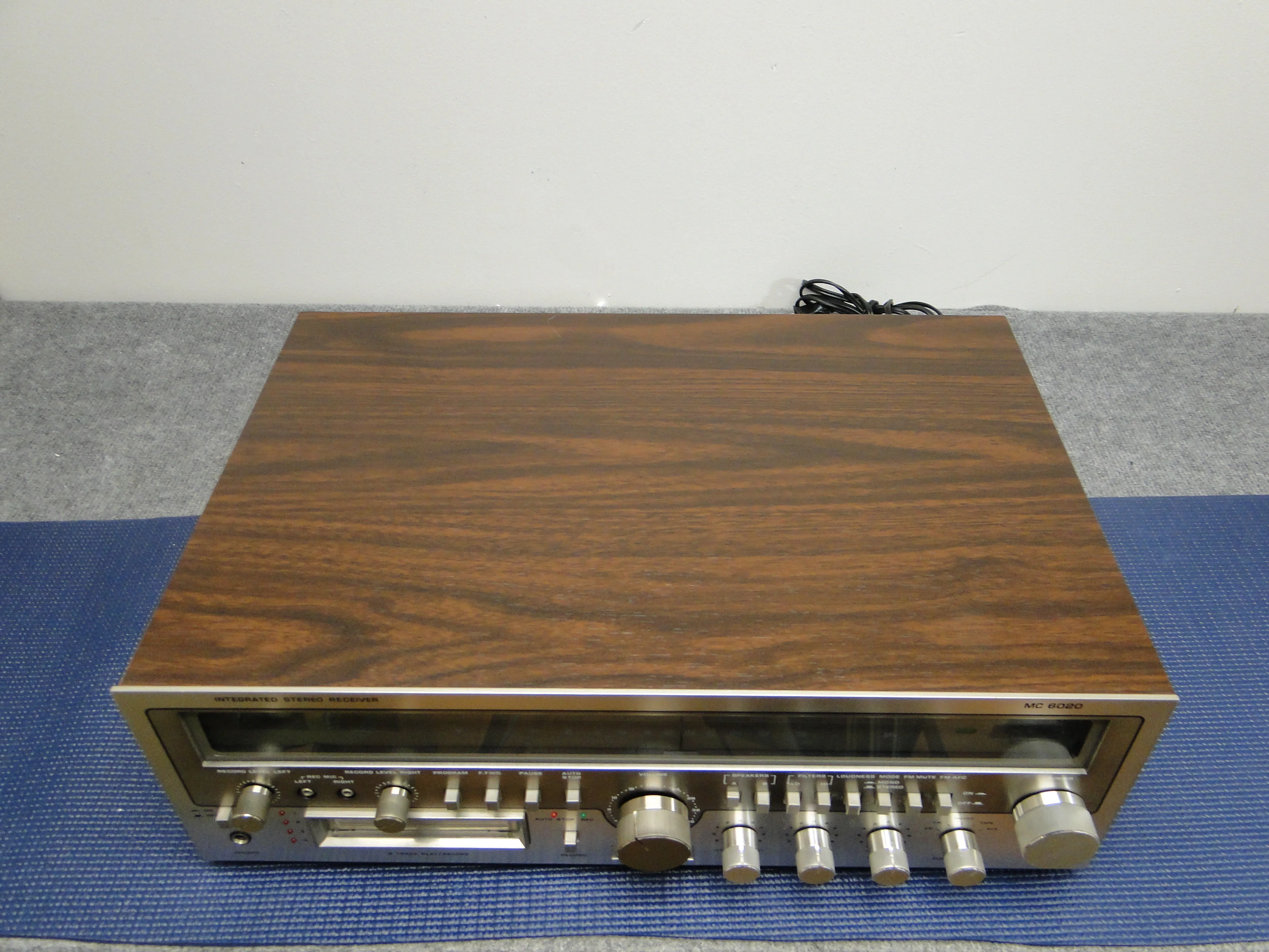 Zenith MC6020 Stereo Receiver with 8-Track Player - Image 20