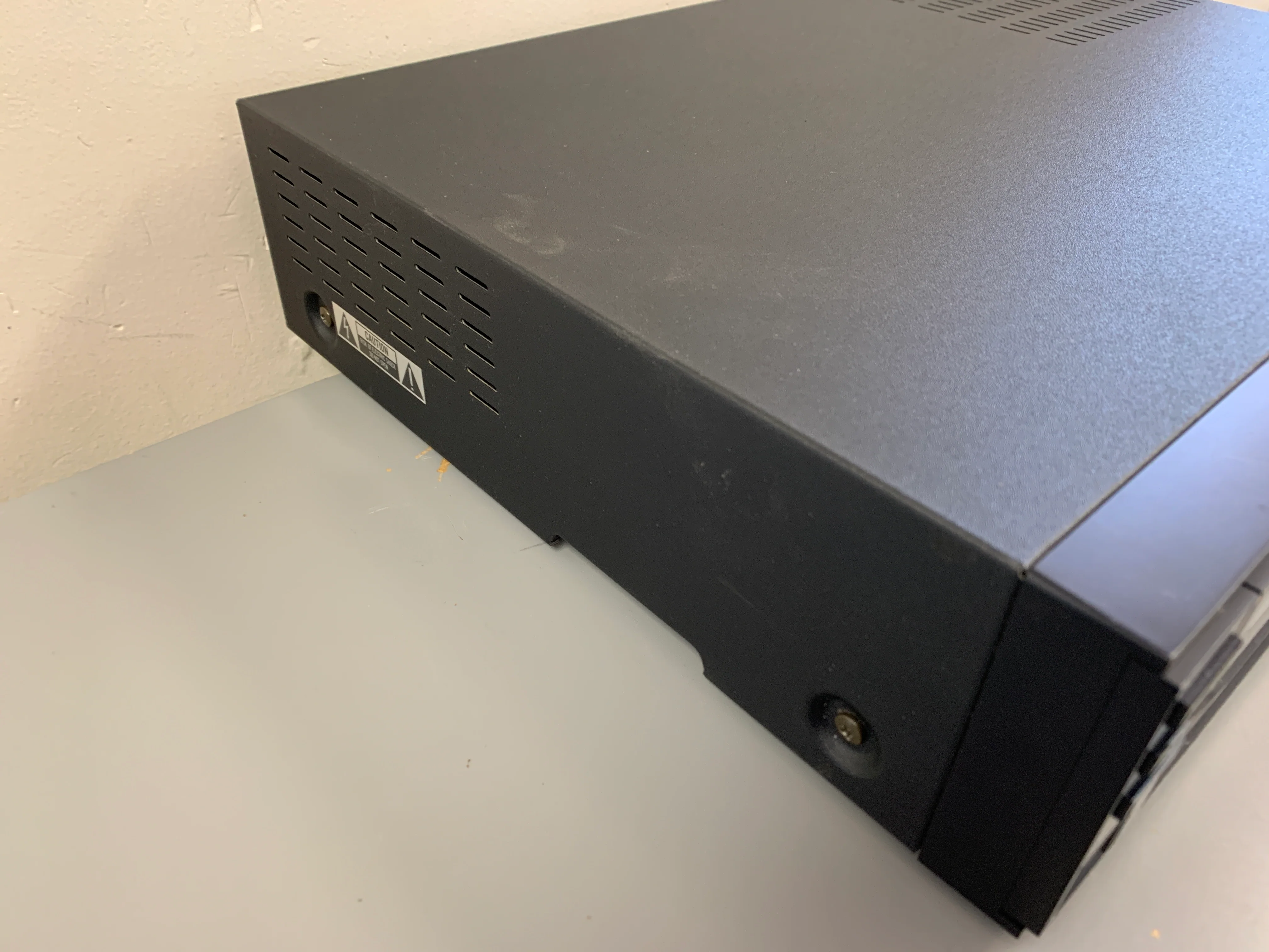 Zenith VR-2220 HiFi HQ Stereo Video Cassette Recorder - Image 9